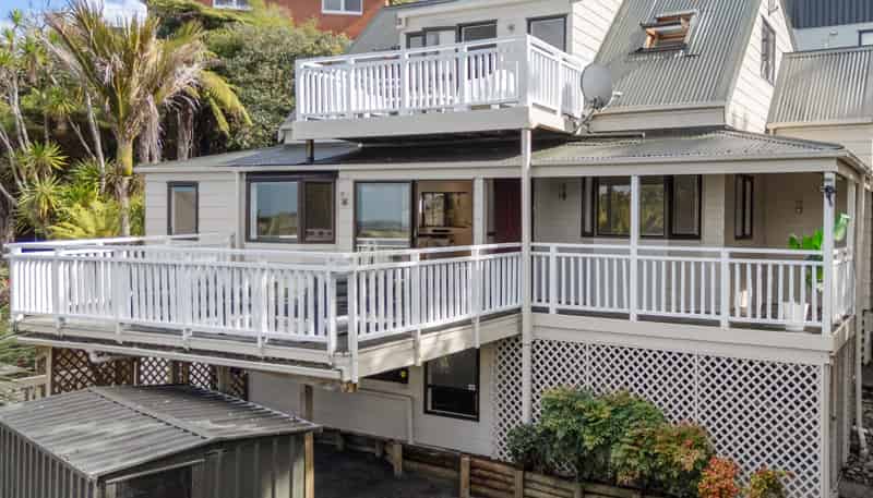 2A Tynor Place, Hillsborough