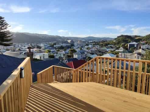 2/124 Constable Street, Newtown