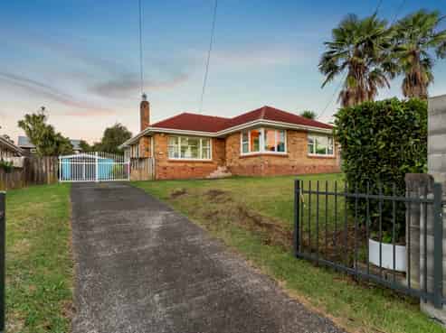 32 Esperanto Road, Papatoetoe