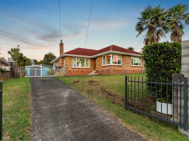 32 Esperanto Road, Papatoetoe