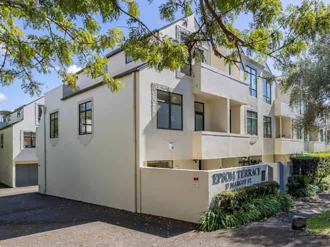 1/17 Margot Street, Epsom