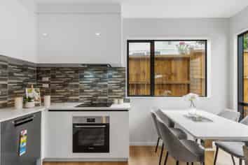 78E Kelman Road, Kelston