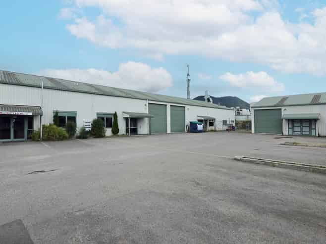 Good sized Miro industrial