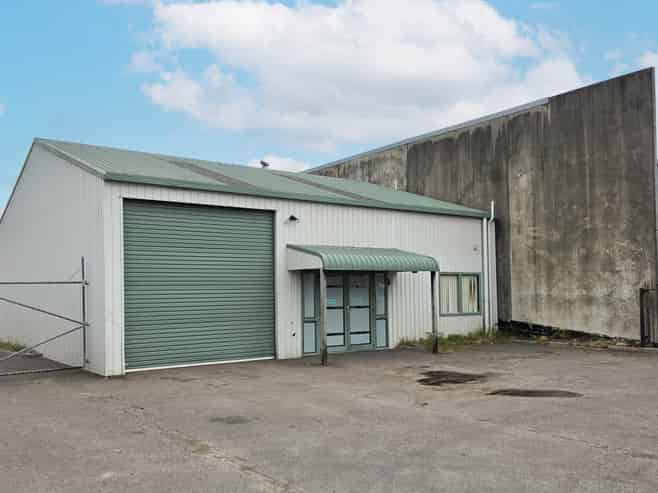 Good sized Miro industrial