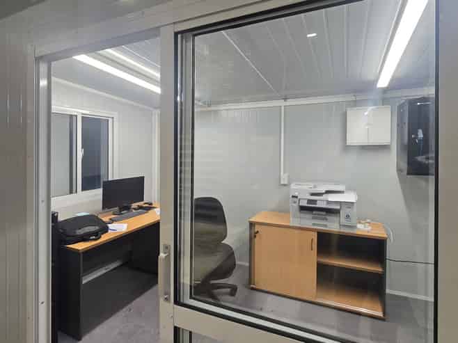 New high-stud workshop