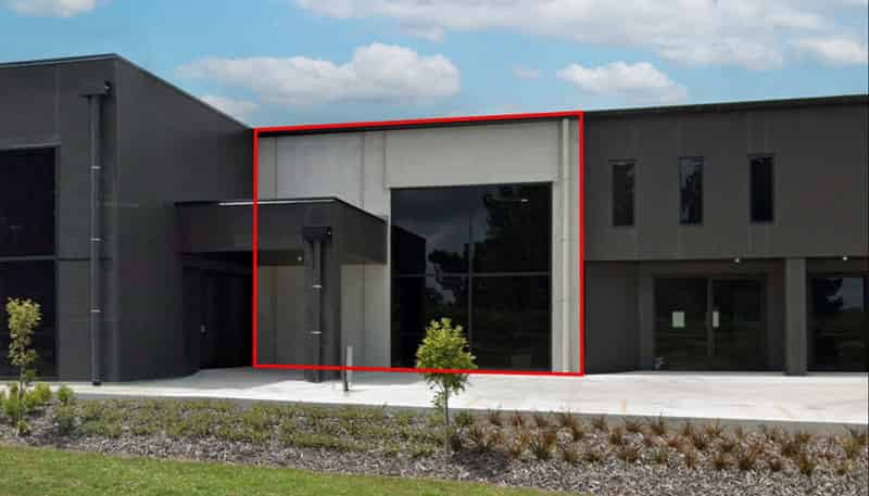 8 Keehan Drive, Hilltop