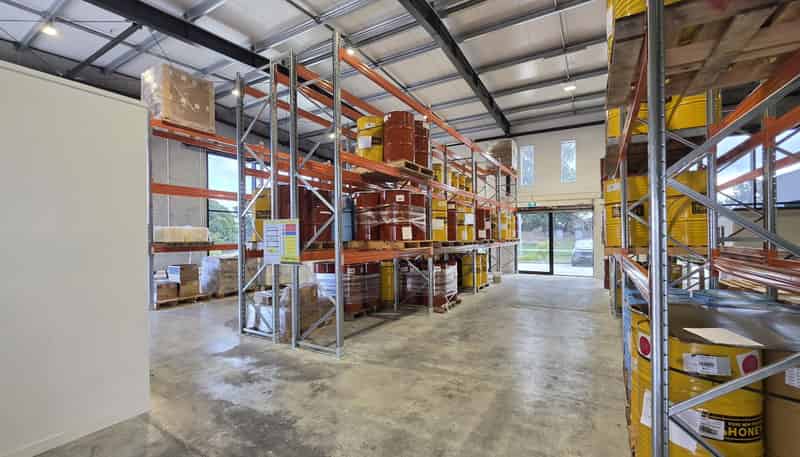 8 Keehan Drive, Hilltop