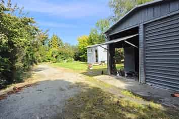 16 Moore Street, Milton