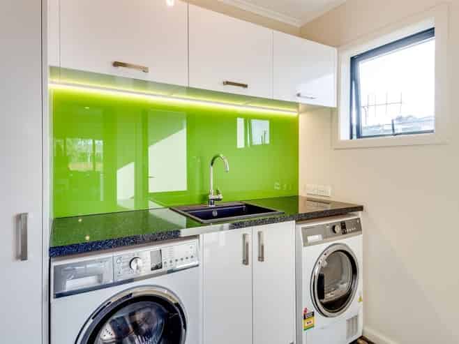 61 Harold Holt Avenue, Pirimai