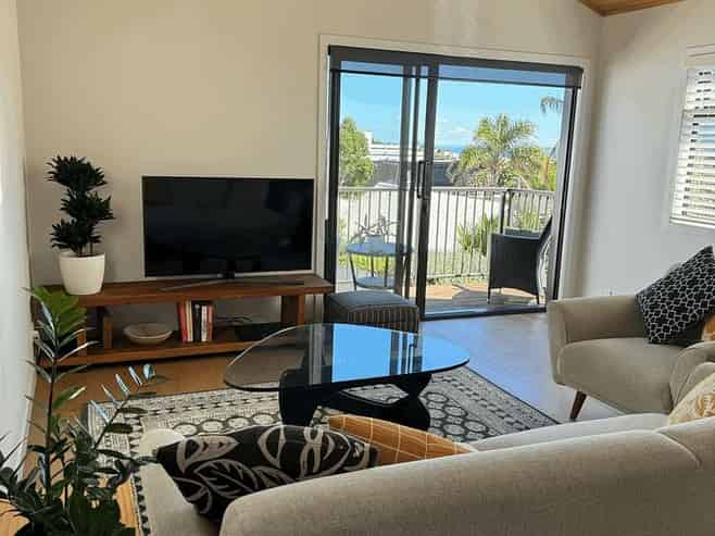 2/64 Maskell Street, St Heliers