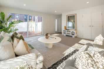 1/92 Holly Road, Saint Albans