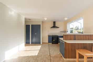 112 Masters Avenue, Hillcrest