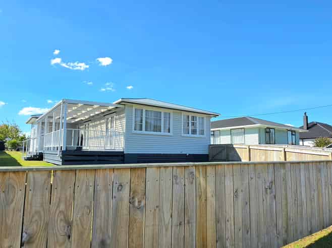 44 Mill Street, Marton