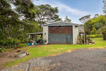 17 Matatea Road, Waimauku