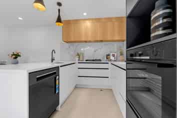 21B County Road, Torbay