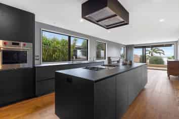 20 Rangitira Avenue, Takapuna