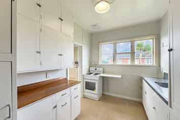 2 White Street, Whanganui East