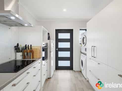 2/176 Geraldine Street, Edgeware