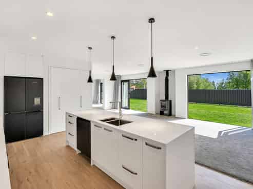 4 Begg Lane, Cromwell