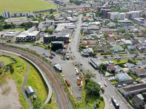 Rare 4,400sqm hardstand yard