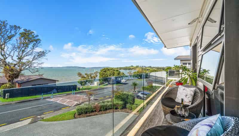 33 Gordon Craig Place, Algies Bay