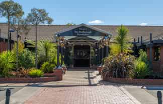 Marlborough’s Premier Riverside Hotel