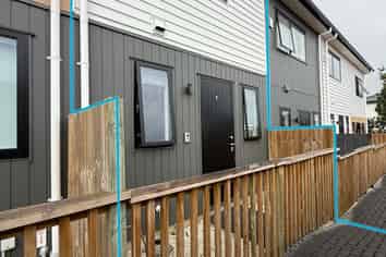 4/11 Camp Road, Mount Wellington