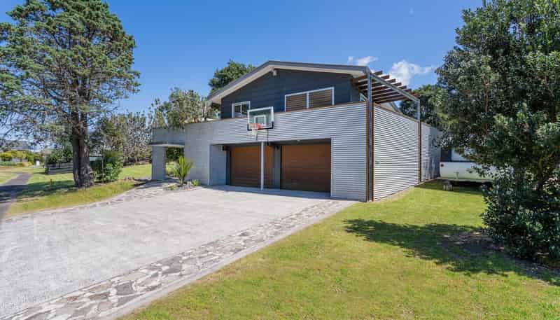 6 Bell Road, Pauanui