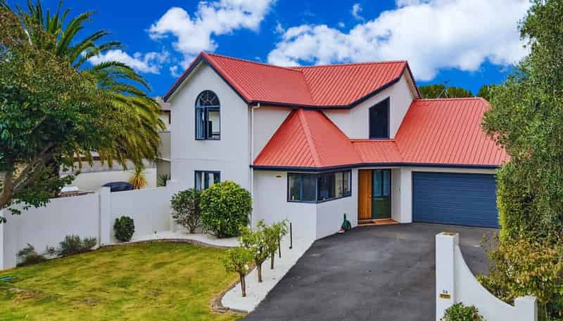 24 Welsford Street, Woodend