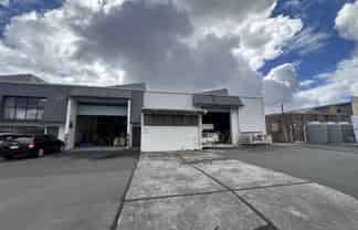 1,202M² HIGH-STUD WAREHOUSE
