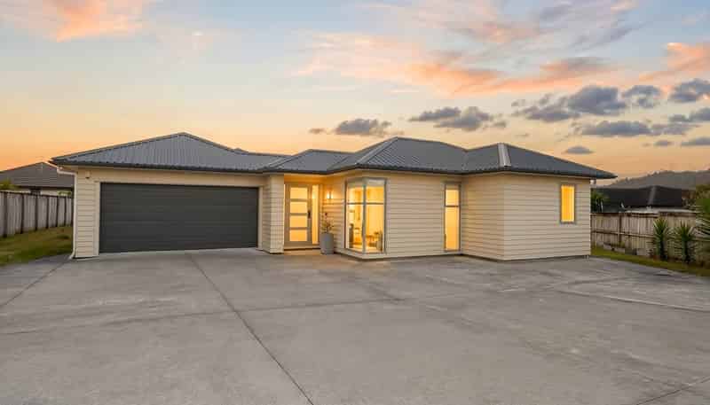 10 Remana Crescent, Huapai