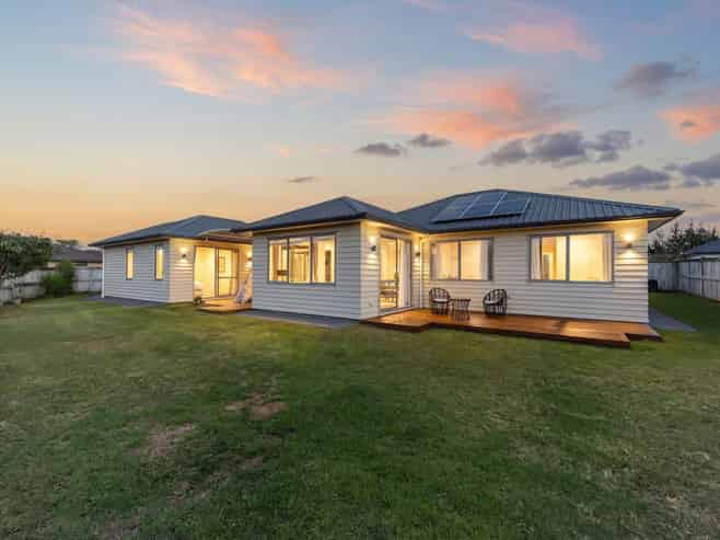 10 Remana Crescent, Huapai