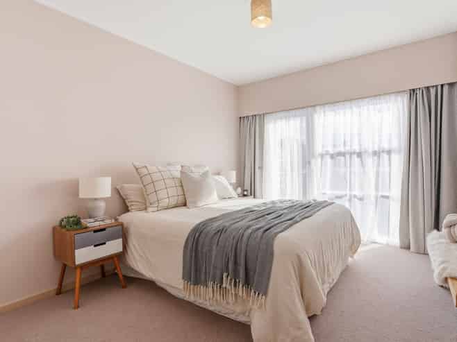 73A Great North Road, Saint Johns Hill