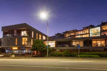 S209/326 Evans Bay Parade, Hataitai