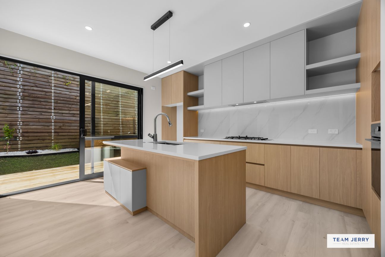 Elevated Living with Flexible Layout - Vista 6
