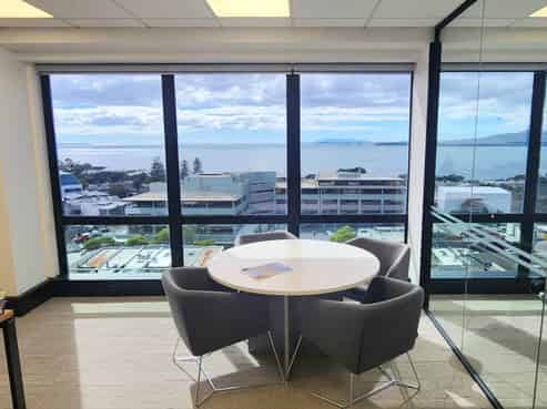 HIGHEST OFFICE IN TAKAPUNA
