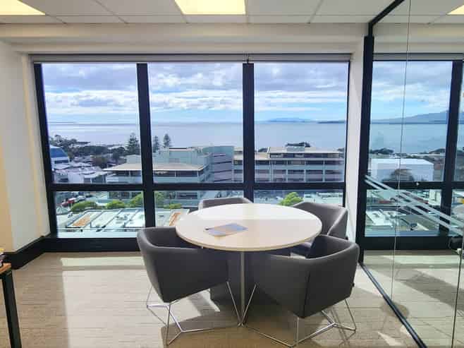 HIGHEST OFFICE IN TAKAPUNA
