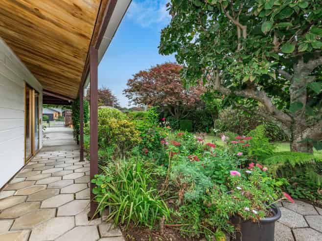 9 Kohekohe Road, Waikanae