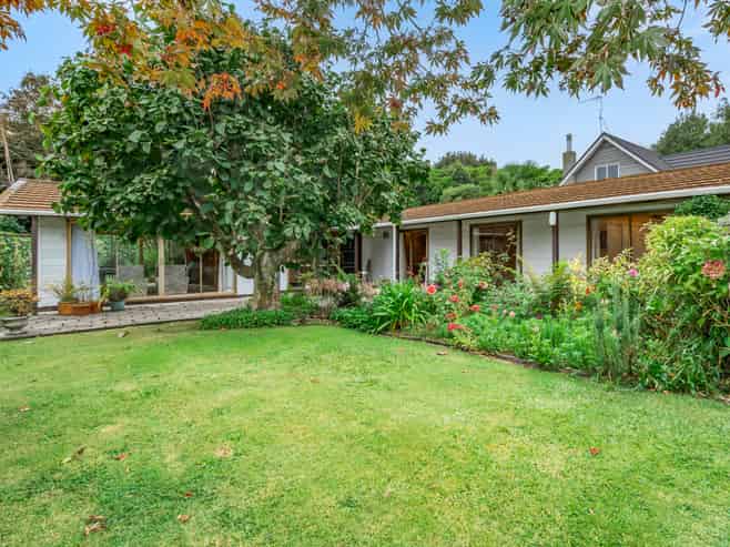 9 Kohekohe Road, Waikanae