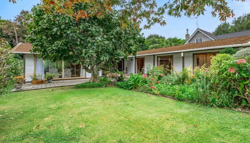 9 Kohekohe Road, Waikanae