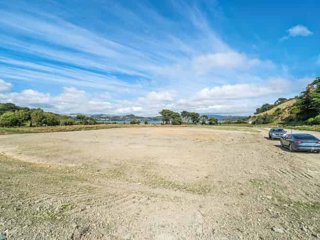 The Glen/271 Grays Road, Pauatahanui