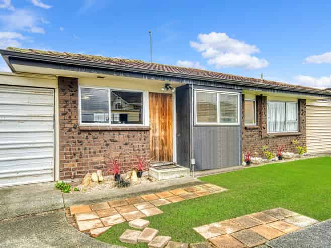 2/21 Berwyn Avenue, Takanini