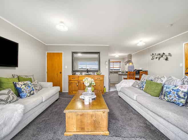 2/21 Berwyn Avenue, Takanini