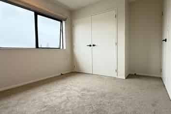 4/11 Camp Road, Mount Wellington