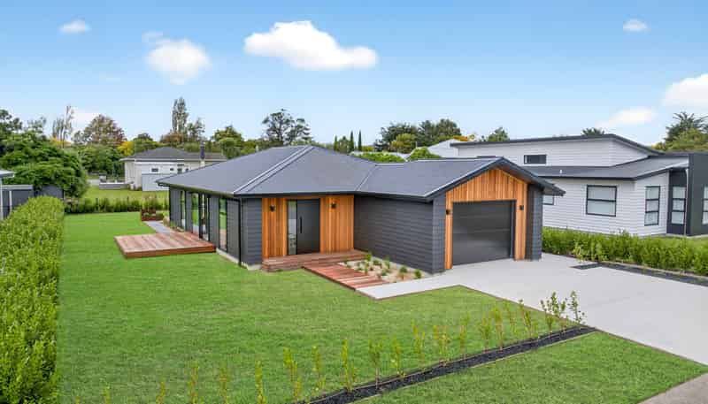 32 Syrah Lane, Martinborough
