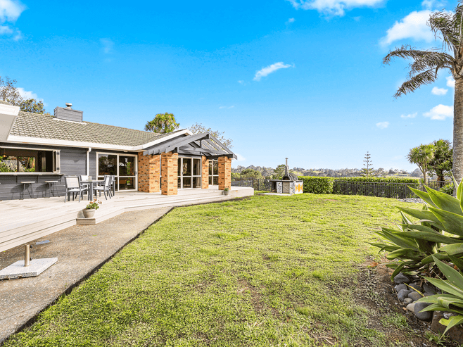 6/199 Birdwood Road, Massey