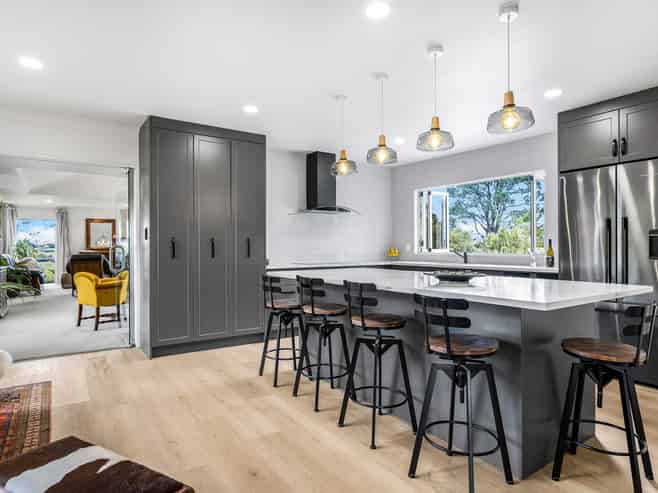 6/199 Birdwood Road, Massey