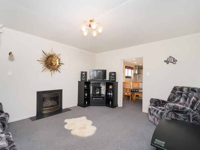 24 Anakiwa Street, Kelvin Grove