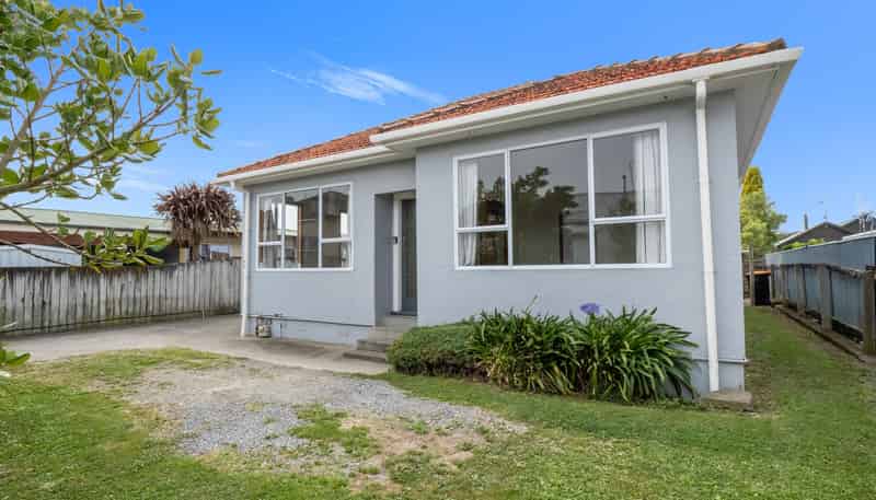 9B Worcester Street, West End