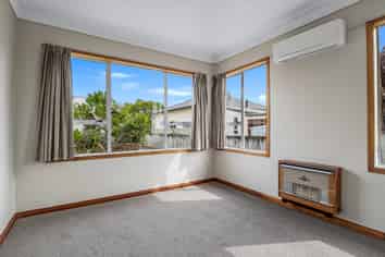 9B Worcester Street, West End